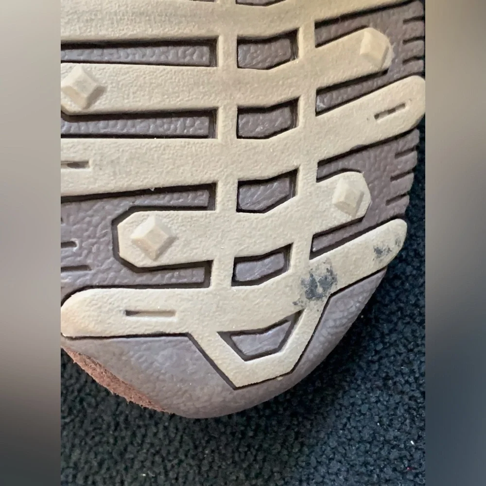 Skechers Womens Brown Suede & Leather-Trim Slip-On Sneakers - Picture 8 of 8